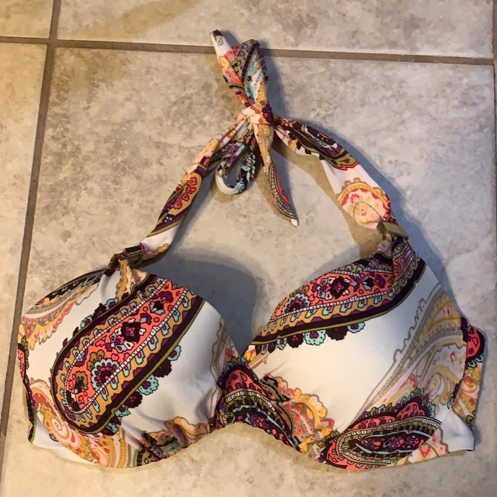 Victoria’s Secret bikini top
